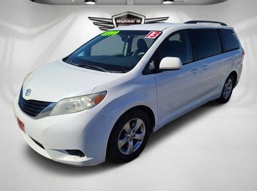 2013 Toyota Sienna LE