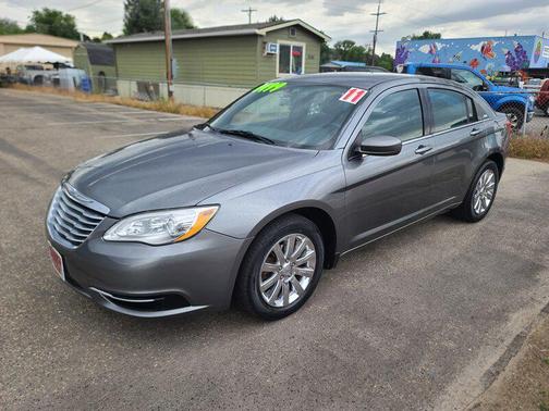 Tungsten Metallic Clearcoat 2011 Chrysler 200 Touring