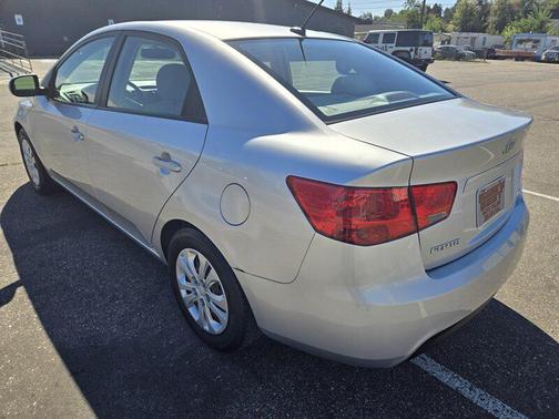 Bright Silver Metallic 2013 Kia Forte EX
