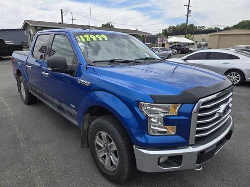 Blue Flame Metallic/Magnetic Metallic 2016 Ford F-150 XLT