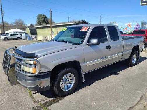 2004 Chevrolet Silverado 1500 LS Extended Cab