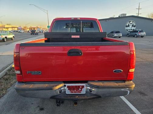 2004 Ford F-350 Lariat