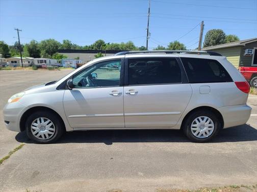 2006 Toyota Sienna LE