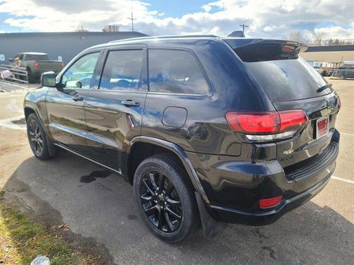 2019 Jeep Grand Cherokee Altitude