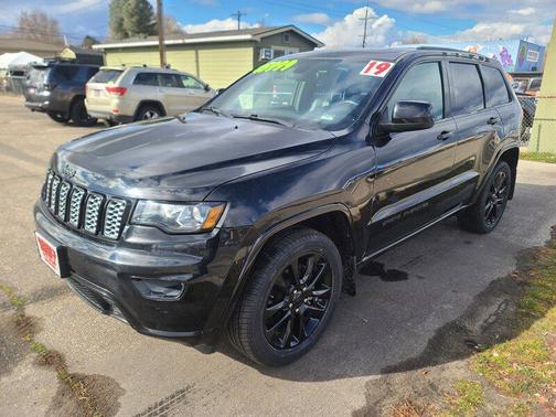 2019 Jeep Grand Cherokee Altitude