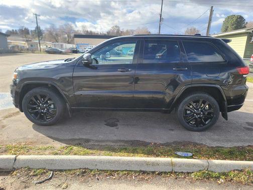 2019 Jeep Grand Cherokee Altitude