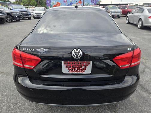 Black 2013 Volkswagen Passat 2.5 SE