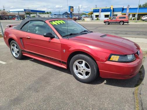 2002 Ford Mustang Deluxe