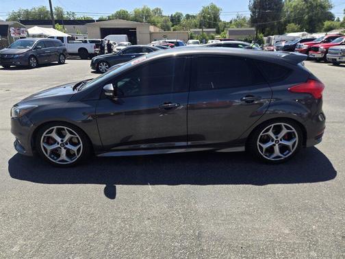Magnetic 2016 Ford Focus ST