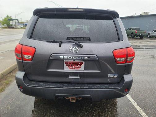 Magnetic Gray Metallic 2014 Toyota Sequoia SR5