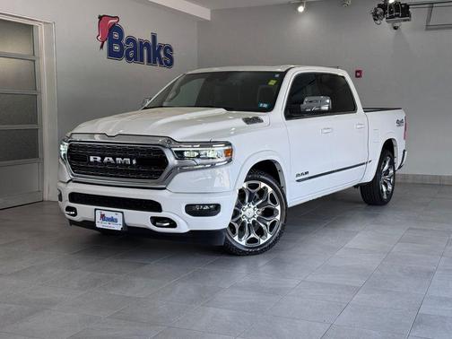 Bright White Clearcoat 2024 RAM 1500 Limited