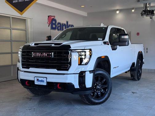 2025 GMC Sierra 2500 AT4