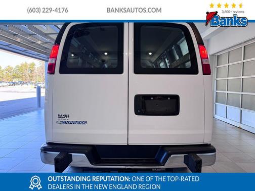 2022 Chevrolet Express 2500 RWD 2500 Regular Wheelbase WT