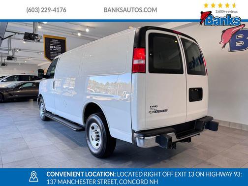 2022 Chevrolet Express 2500 RWD 2500 Regular Wheelbase WT