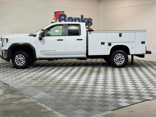 Summit White 2026 GMC Sierra 3500 Base