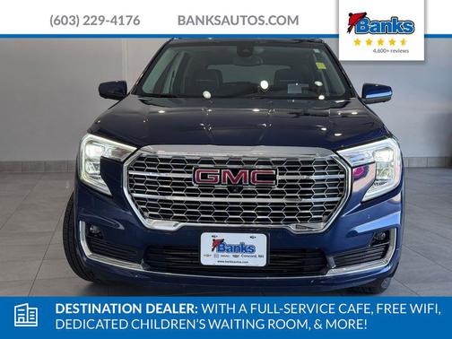 Marine Metallic 2023 GMC Terrain Denali