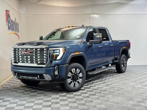 2025 GMC Sierra 2500 Denali