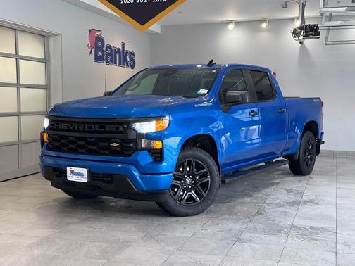 2023 Chevrolet Silverado 1500 Custom