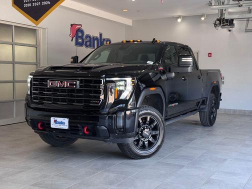 Onyx Black 2024 GMC Sierra 2500 AT4