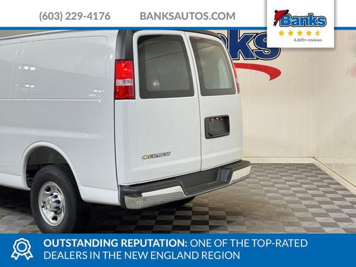 Summit White 2026 Chevrolet Express 2500 Work Van