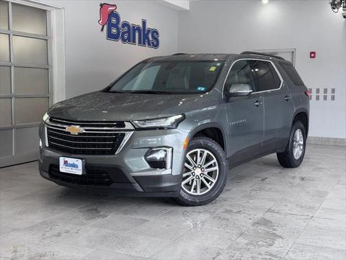 2023 Chevrolet Traverse LT Leather