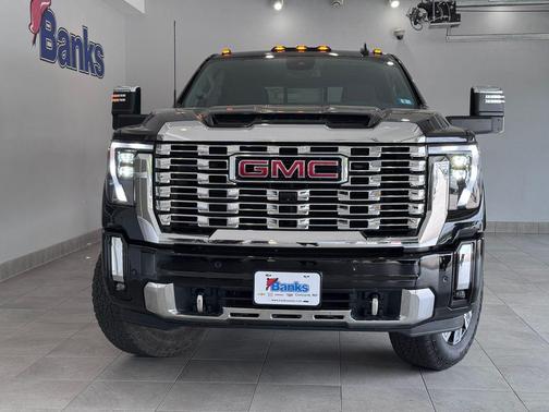 2024 GMC Sierra 2500 Denali