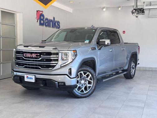 2024 GMC Sierra 1500 SLT