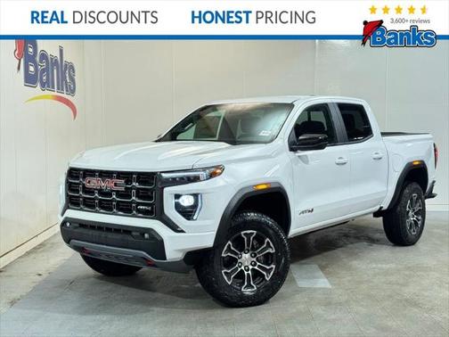 2025 GMC Canyon Base