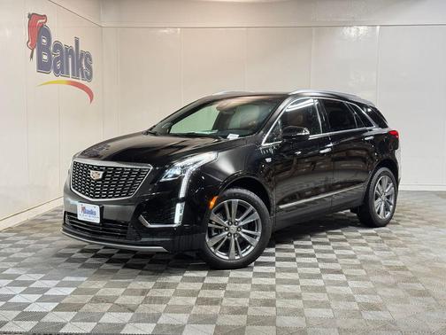 Stellar Black Metallic 2026 Cadillac XT5 Premium Luxury
