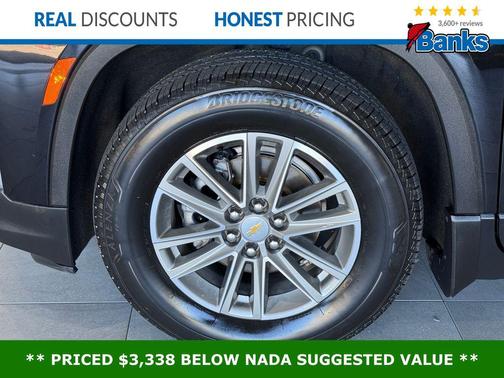 2023 Chevrolet Traverse LT Cloth