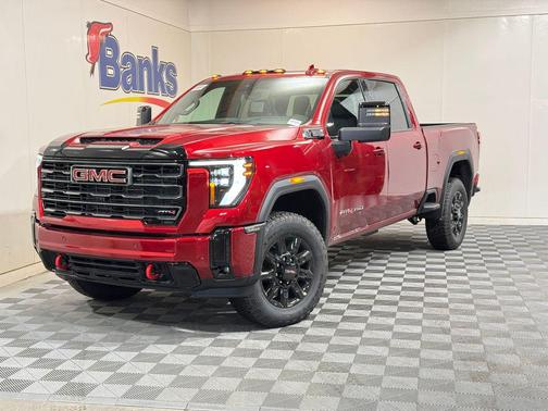 2025 GMC Sierra 2500 AT4