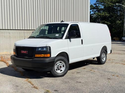 2025 GMC Savana 2500 Work Van