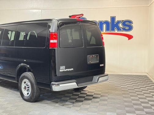 Onyx Black 2025 GMC Savana 2500 RWD 2500 Regular Wheelbase LT