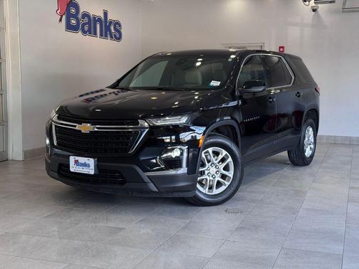 2023 Chevrolet Traverse LS