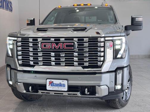 Sterling Metallic 2024 GMC Sierra 2500 Denali