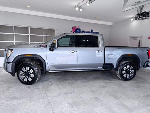 Sterling Metallic 2024 GMC Sierra 2500 Denali