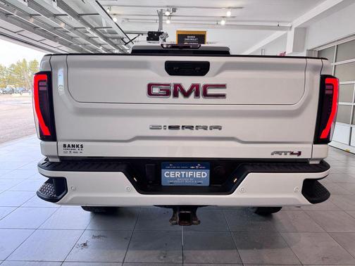 2024 GMC Sierra 2500 AT4