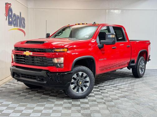 2025 Chevrolet Silverado 2500 Custom