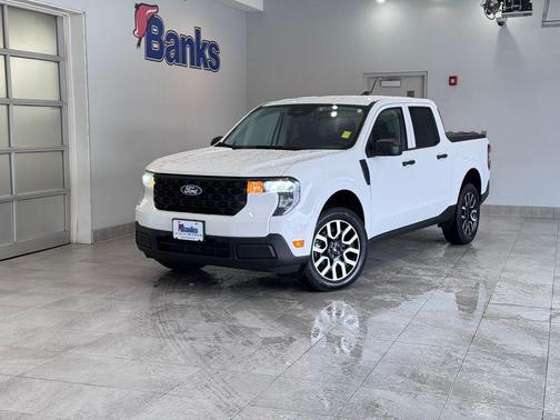Oxford White 2025 Ford Maverick XL