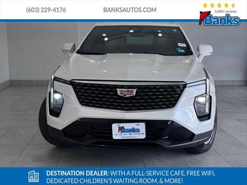 2024 Cadillac XT4 Premium Luxury