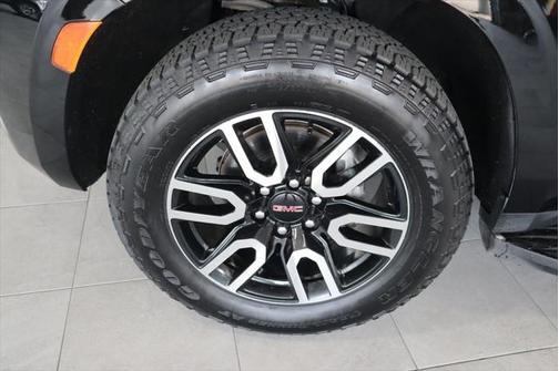2021 GMC Yukon 4WD AT4