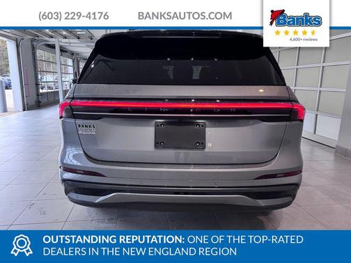 Lustrous Gray Metallic Clearcoat 2024 Lincoln Nautilus Reserve