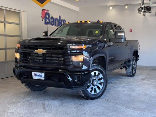 2024 Chevrolet Silverado 2500 Custom