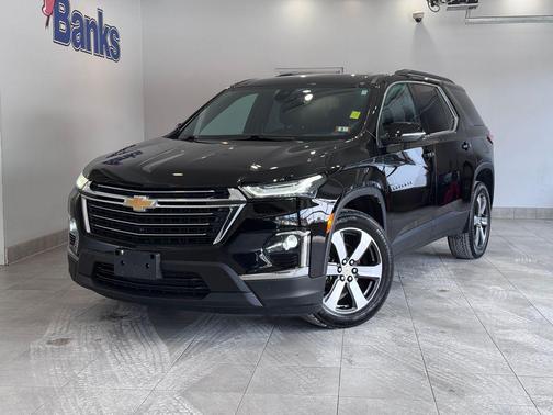 2023 Chevrolet Traverse LT Leather