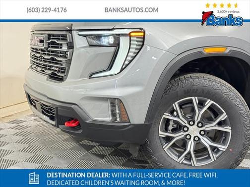 2025 GMC Acadia AWD AT4