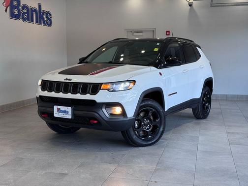 2023 Jeep Compass Trailhawk