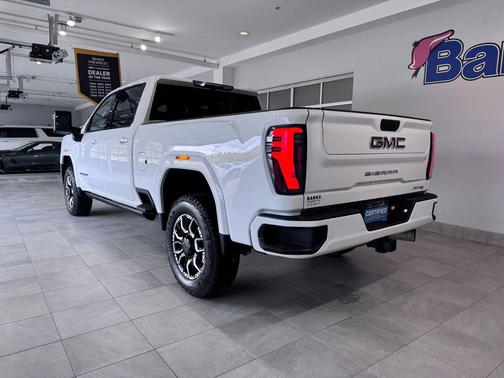 2024 GMC Sierra 3500 AT4