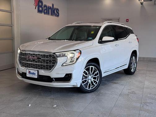 2023 GMC Terrain Denali