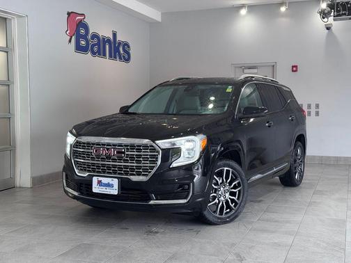 Ebony Twilight Metallic 2023 GMC Terrain Denali