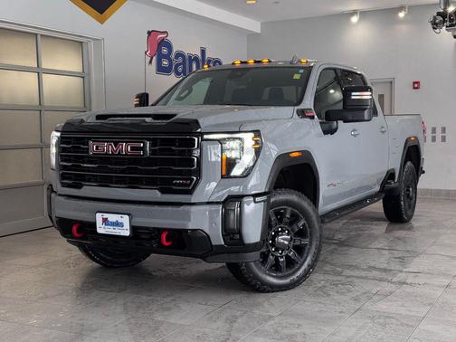 2024 GMC Sierra 2500 AT4